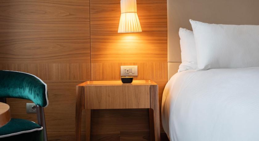 Image of Habitación con cama extragrande (King Guest Room) 10