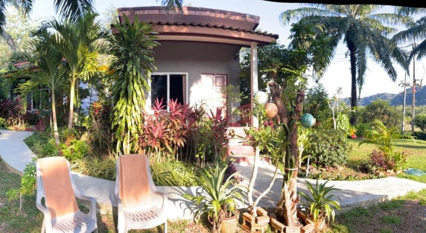 Image of King Room with Garden View 13
