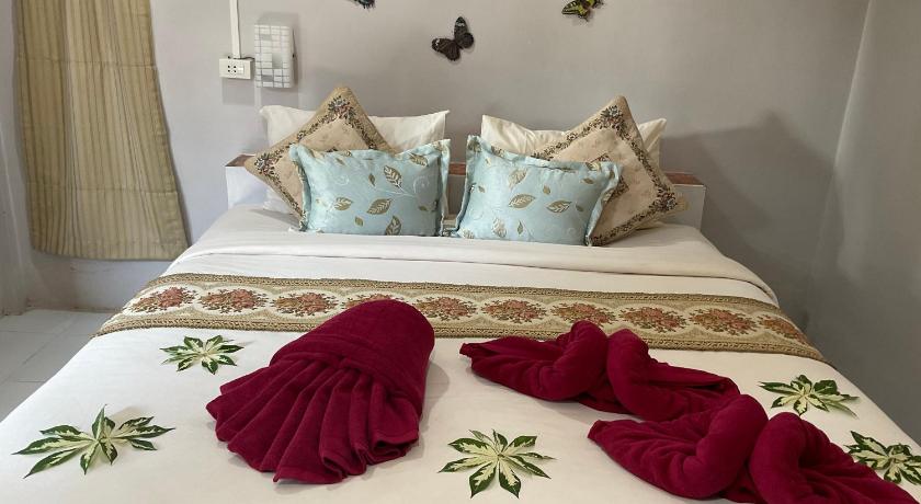 Image of One-Bedroom Bungalow 15