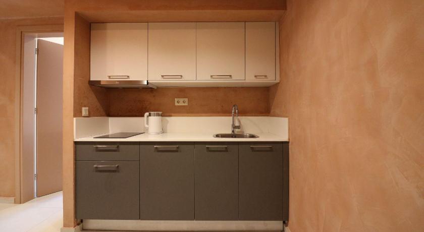Philoxenia Apartments - image 46