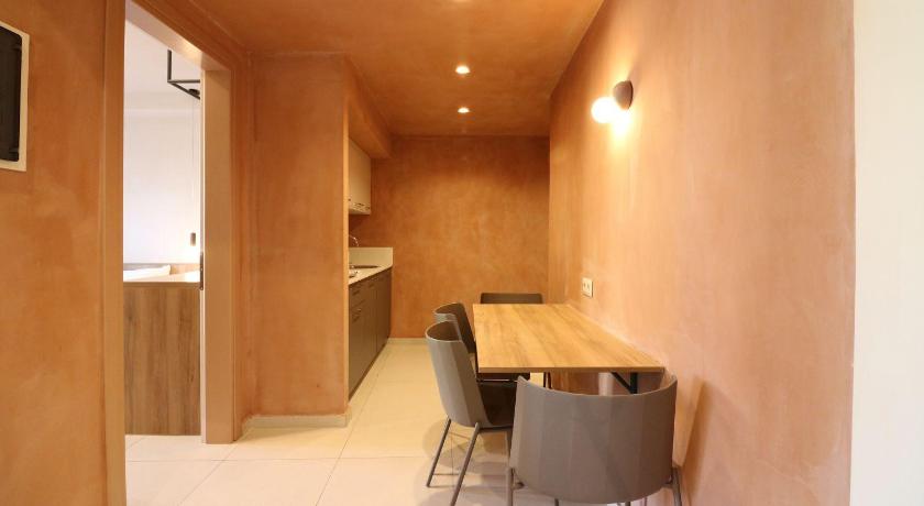 Philoxenia Apartments - image 39