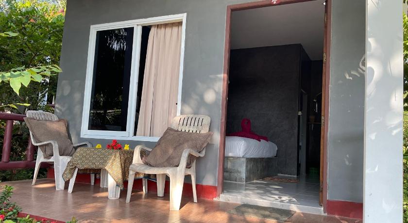 Image of King Room with Garden View 9