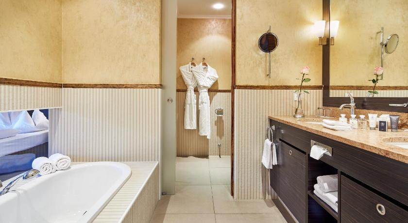 Image of Two-Bedroom Suite 2