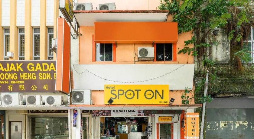 SPOT ON 89616 My Trillion Hotel