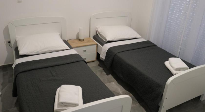 Image of Superior One-Bedroom Apartment with Balcony 10
