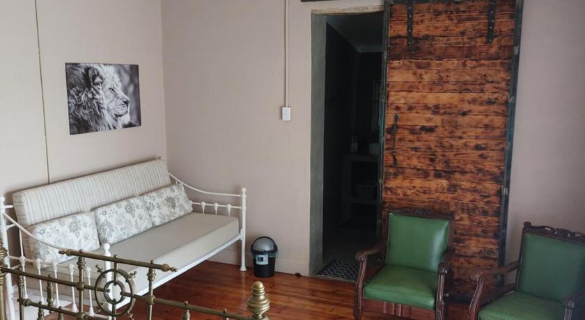 Image of Double Room with Extra Bed 1