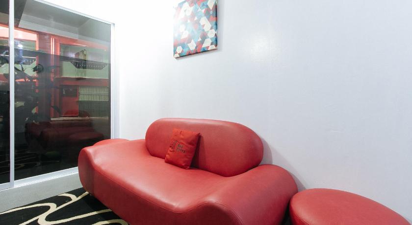 RedDoorz near Pasay Rotonda – Manila, Metro Manila, ME