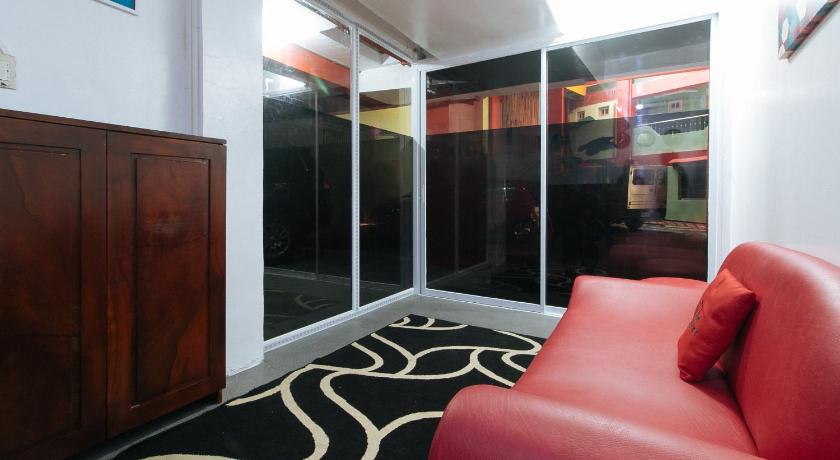 RedDoorz near Pasay Rotonda – Manila, Metro Manila, ME