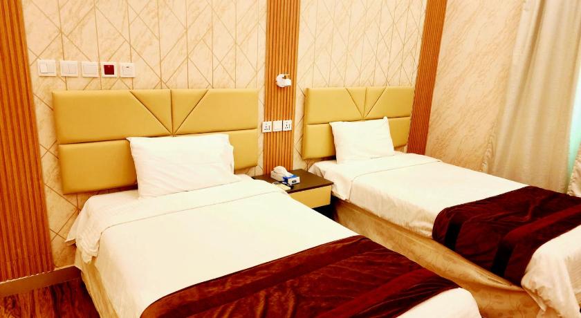 Image of Twin Room 4