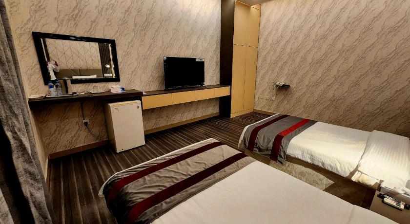 Image of Twin Room 5