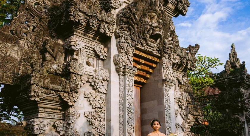 Puri Kantor Legacy - Heritage Palace - image 2