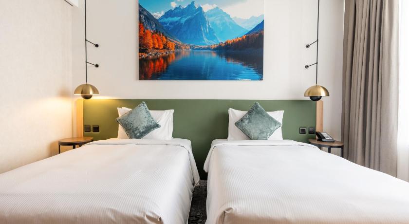 Image of Deluxe Twin Room 0