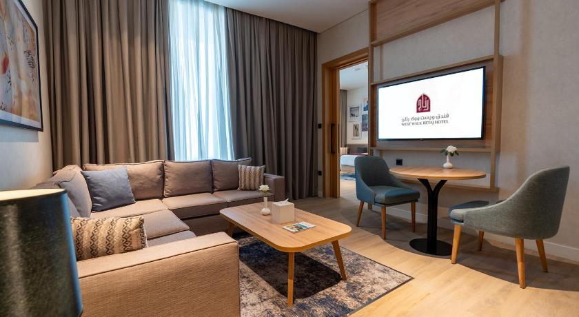 Image of Deluxe Suite 4