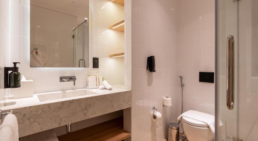 Image of Deluxe Suite 3