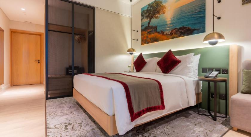 Image of Deluxe Suite 5