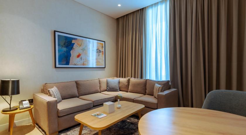 Image of Deluxe Suite 1