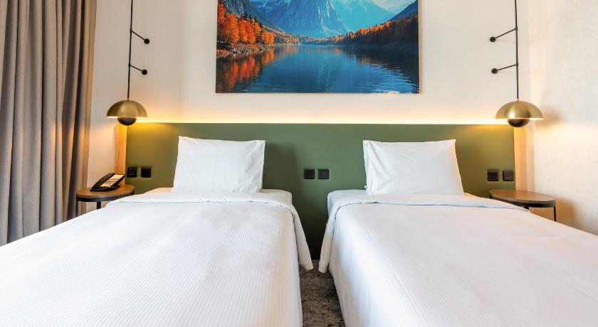 Image of Deluxe Family Suite 2