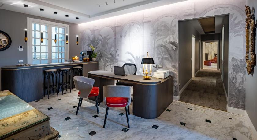 ローマ Migliori Collection Suites Via Veneto 4つ星 ホテル ロビー