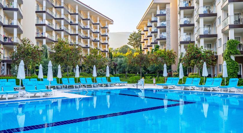 Ramada Resort Kusadasi - image 8