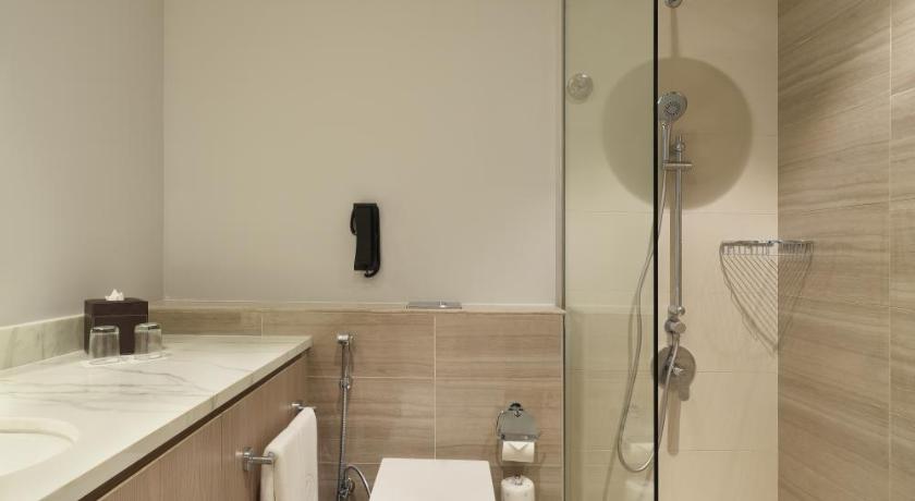 Image of Family Connecting Rooms – King & Twin Beds 2