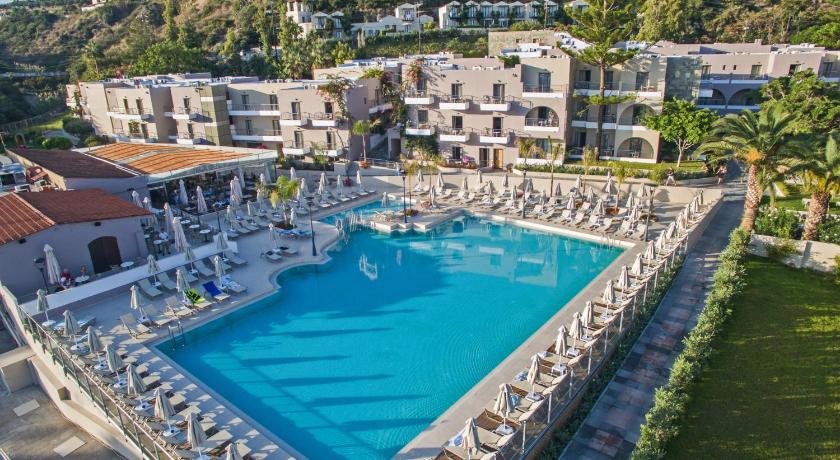 Porto Platanias Village Resort