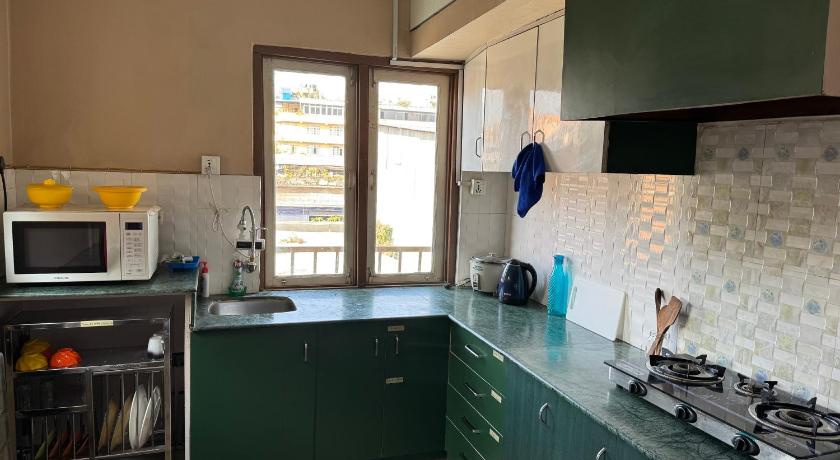 Lilen's Homestay-Entire Apartment with Private Bathroom and Kitchen — Kathmandu (3)