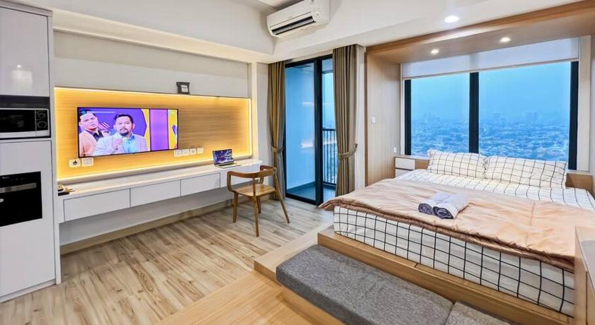Tampilan Stylish Studio SouthGate Apt with Pool, Gym, Netflix by 2ndHome
