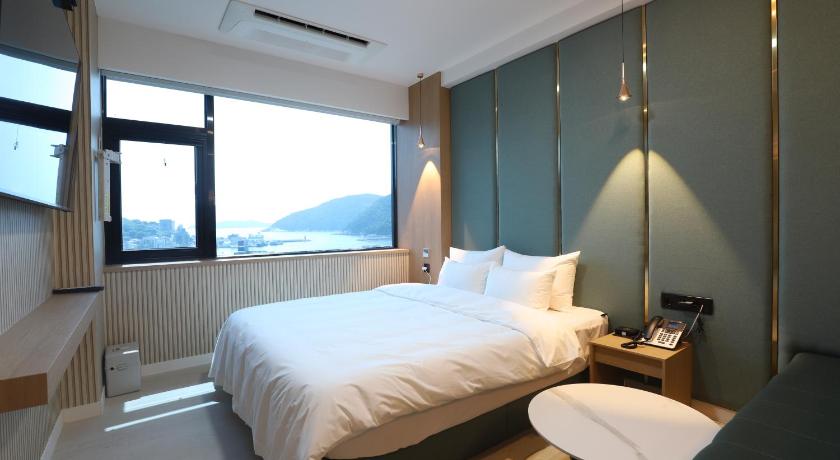 거제 거제도 하운드 호텔 장승포 지점 (Geojedo Hound Hotel Jangseungpo Branch) 2성급 호텔 수영장