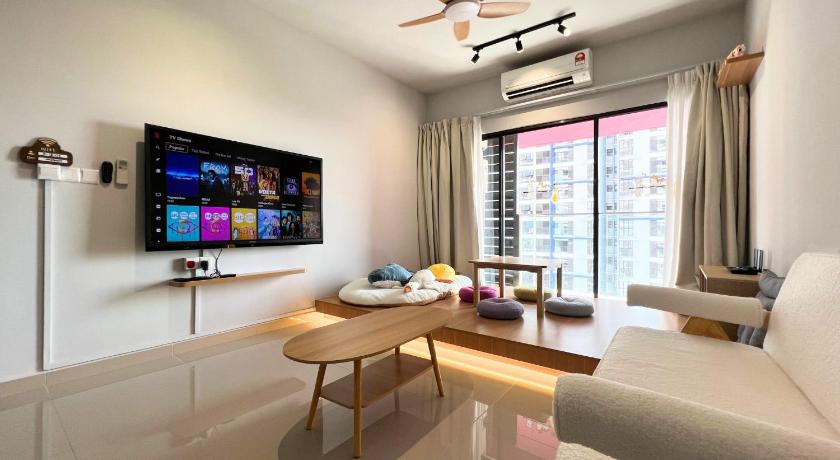 Malacca Melaka The Wave Residences Pool View Netflix A1611 3-Star Guesthouse suite