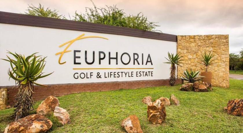 Euphoria Golf Estate House 196 Rooibok