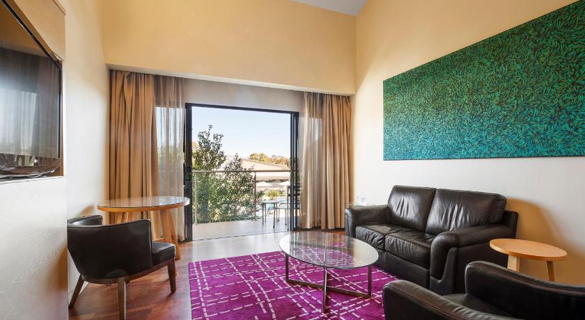Image of 2 King 2 Bedroom Suite Pool View 1