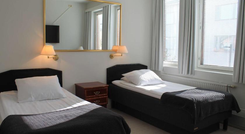 Image of 2 Single Beds, Sauna, Nonsmoking 17