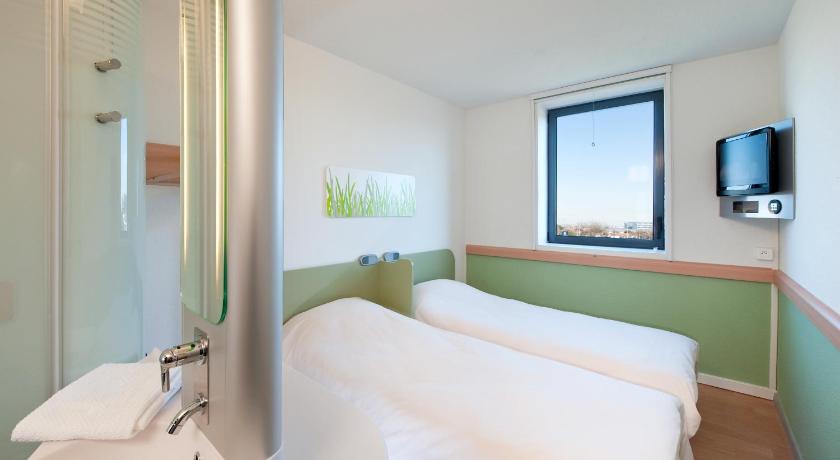 ibis budget Istres Trigance