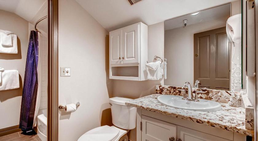 Image of Premier 3 Bedroom Condominium 14