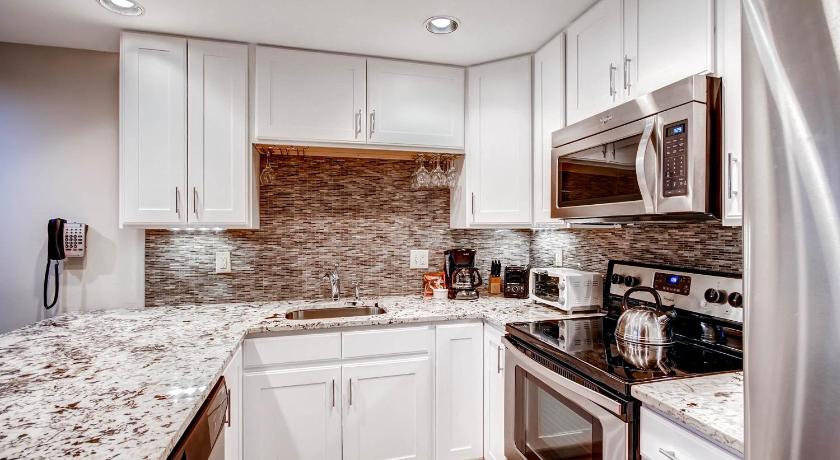 Image of Premier 3 Bedroom Condominium 12