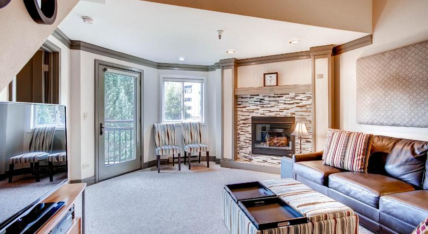 Image of Premier 3 Bedroom Condominium 4