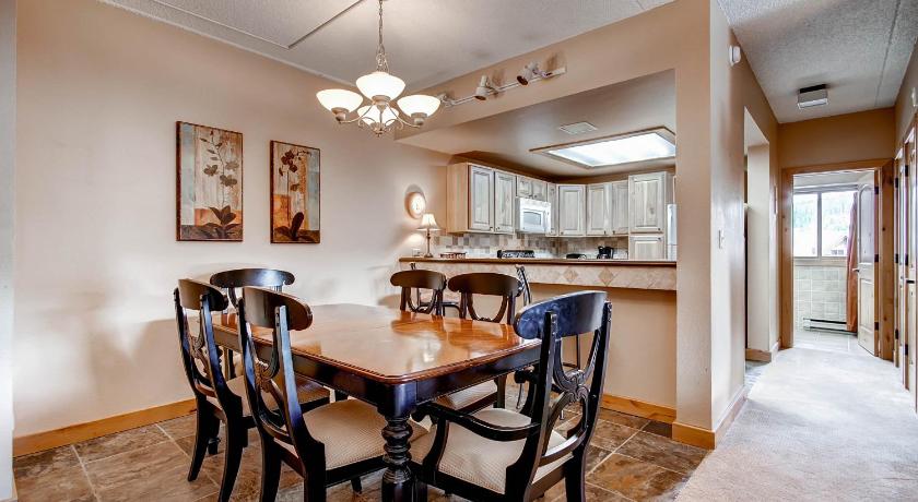 Image of Premier 1 Bedroom Condominium 10