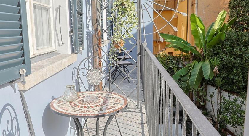 Image of Charme Double Room with Balcony 11