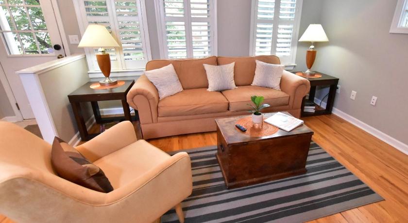 클리블랜드 (OH) Large 3 Bedroom, Tremont House, minutes from everything!! 4성급 숙소 로비
