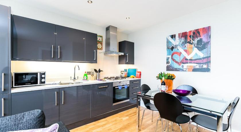 Harrow-on-the-Hill Apartments by Viridian Apartments photo