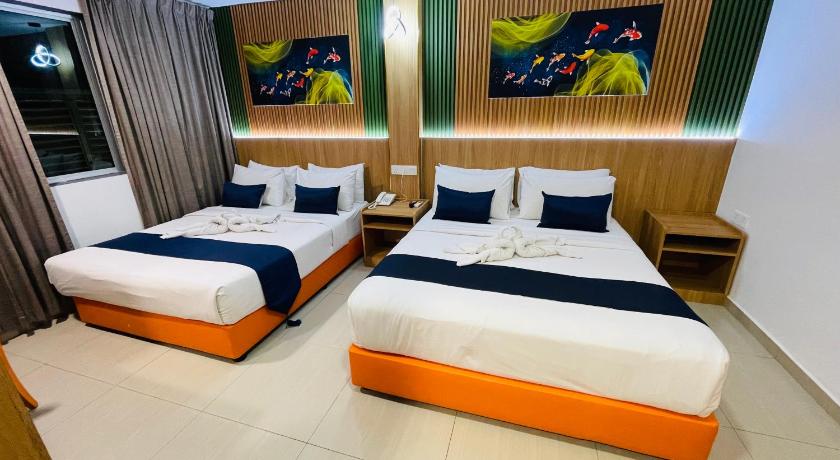 Image of Deluxe Family Room 9