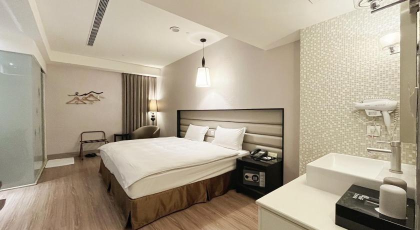 Image of Business Double Room 1