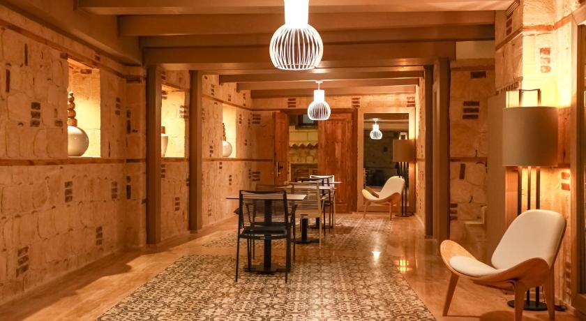 Alp Pasa Hotel - image 14