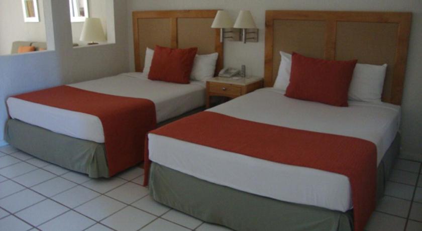 Park Royal Homestay Los Cabos