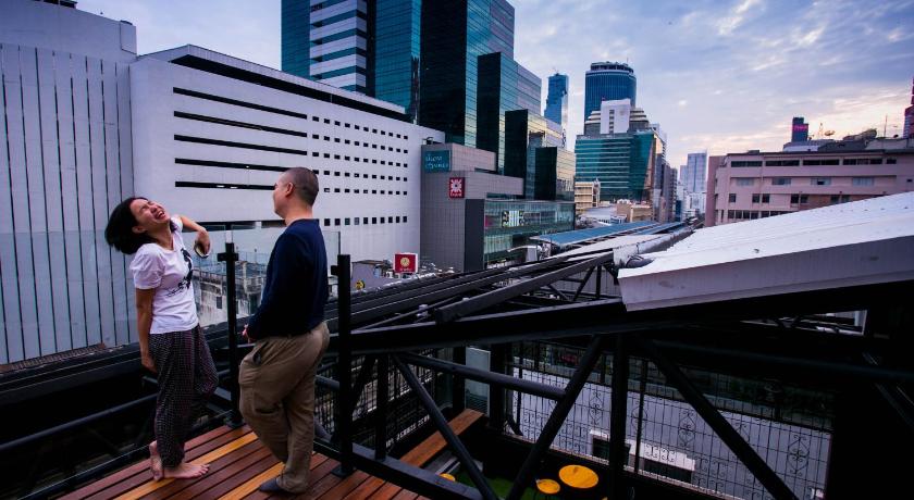 バンコク Silom SPACE Hostel 2つ星 ホテル レストラン