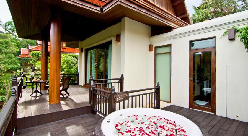 Image of Family Villa 8