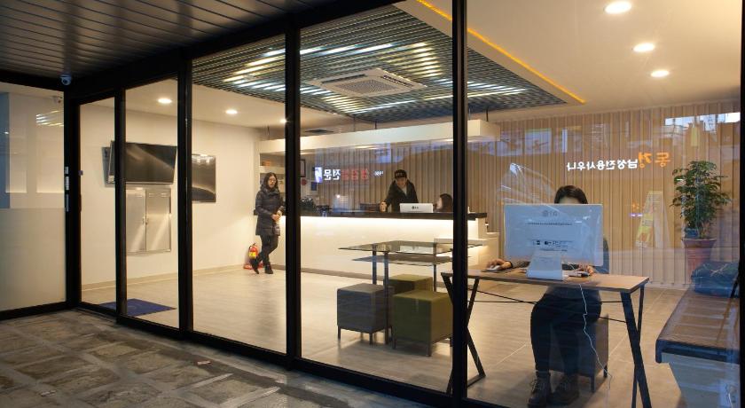 Seoul K-Grandhostel Gangnam1 1-Star Hotel view