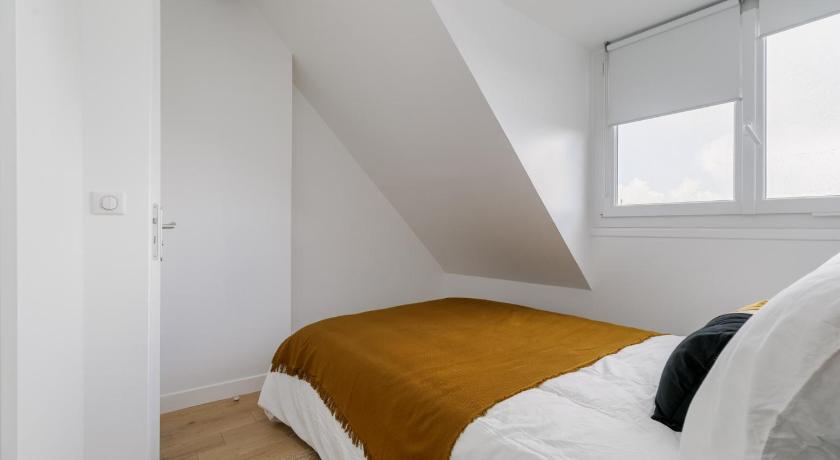 Image of One-Bedroom Apartment 12