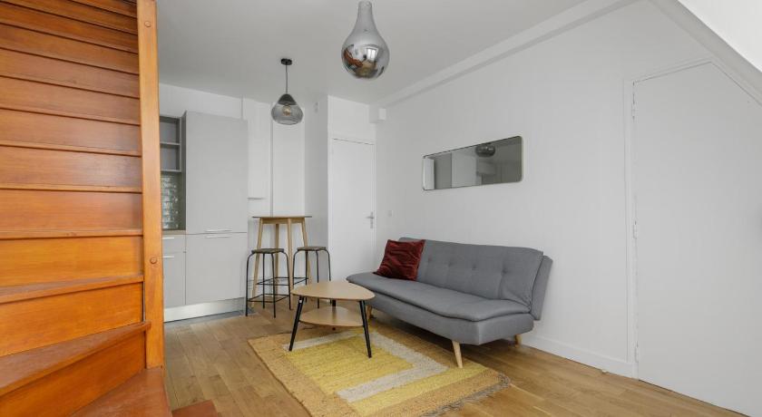 Image of One-Bedroom Apartment 6