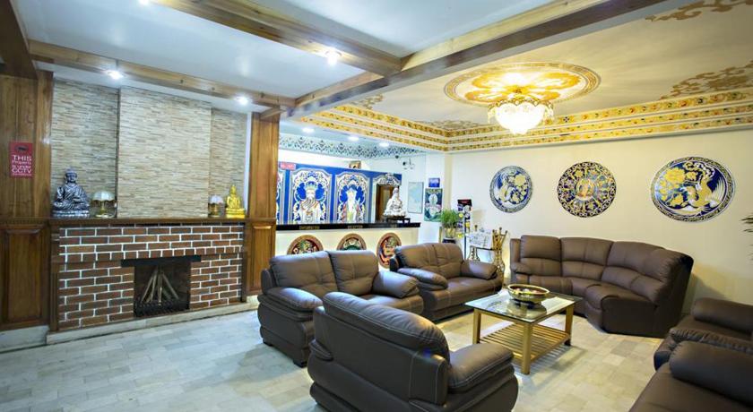 Central Hill Resort - The Mall Road - image 2